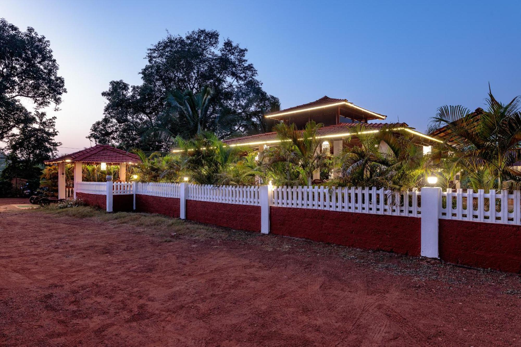 Wild Berry Resort Agonda 캔코나 외부 사진